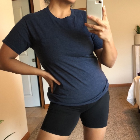 Basic tee - Picture 2 of 3